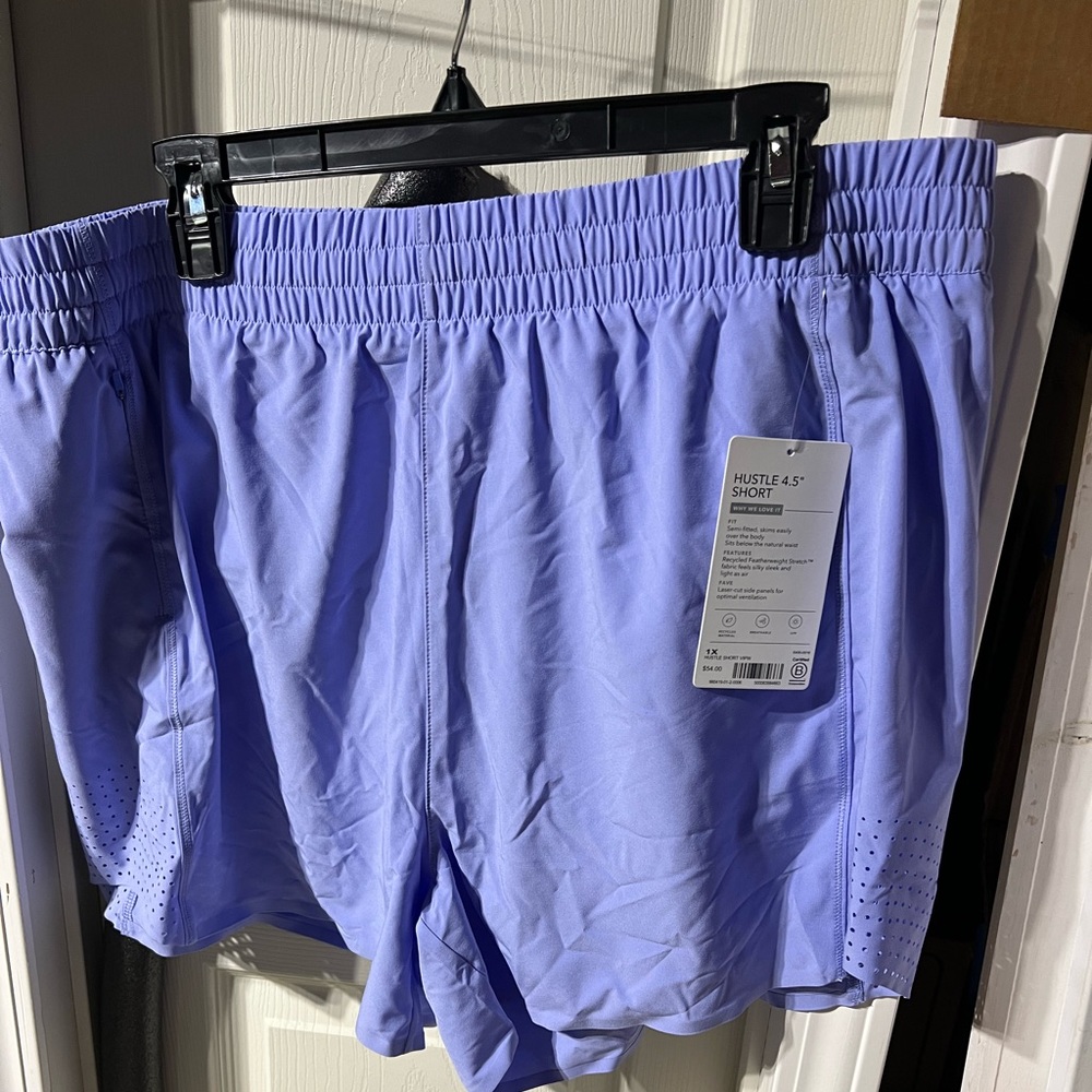 Athleta purple shorts new with tag